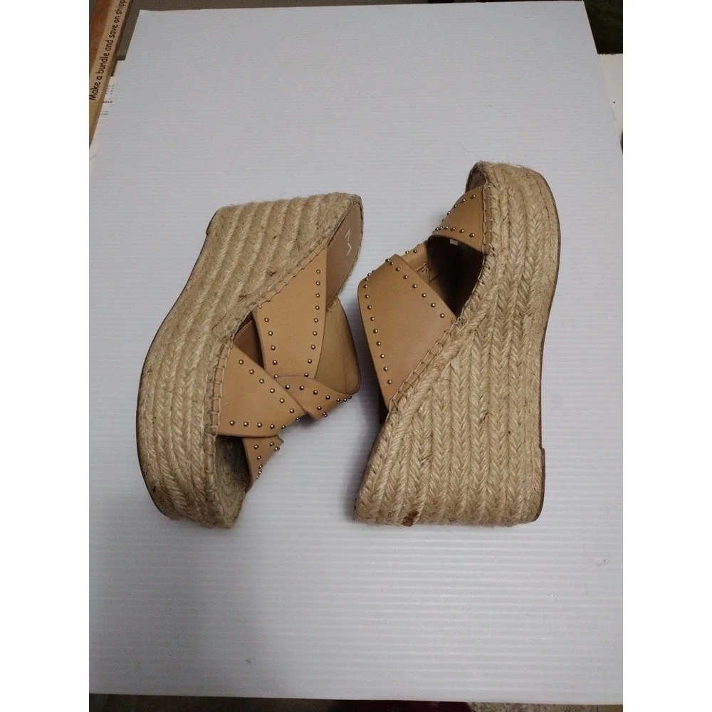 Marc Fisher Angelina Women's Tan Studded‎ Espadrille Wedge Platform Size 7.5